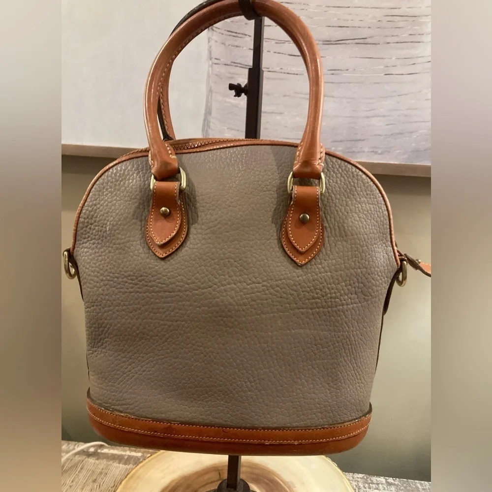 Dooney & Bourke Womens Satchel  BAG Brown Tote Leather Pockets Zip Tag‎ Vintage